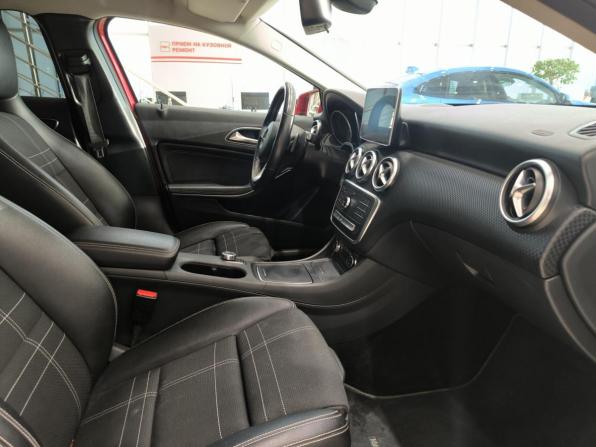 Mercedes-Benz A-Класс III (W176) Рестайлинг с пробегом 2016 года, цена 1 550 000 рублей, 149000 км, хэтчбек, Автокод Объявления