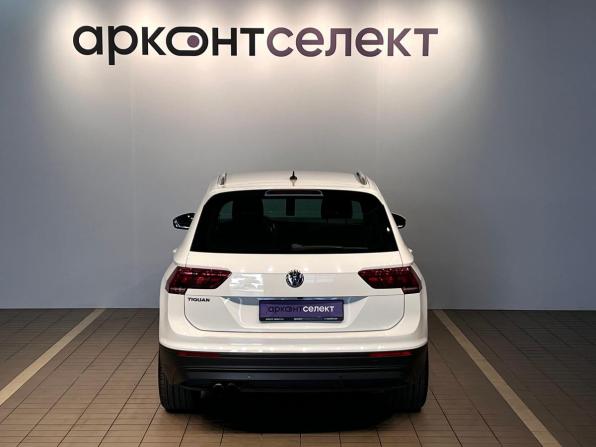 Volkswagen Tiguan II с пробегом 2018 года, цена 2 880 000 рублей, 113000 км, внедорожник, Автокод Объявления
