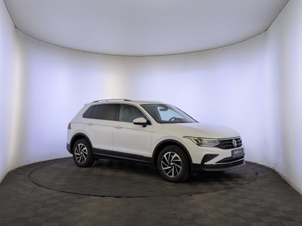 Volkswagen Tiguan II Рестайлинг с пробегом 2021 года, цена 3 150 000 рублей, 115736 км, внедорожник, Автокод Объявления