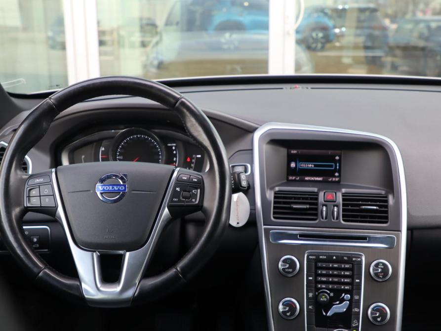 Volvo XC60 I Рестайлинг Санкт-Петербург  - изображение 12