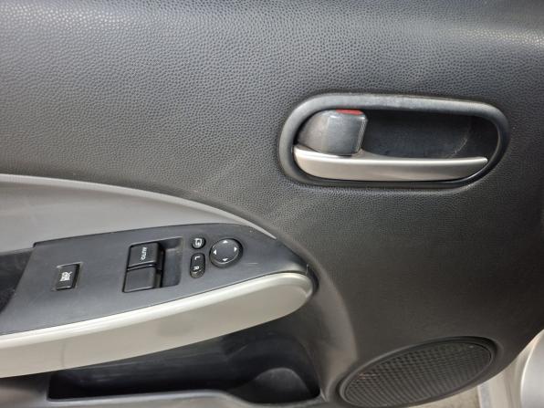 Mazda 2 II (DE) с пробегом 2009 года, цена 512 000 рублей, 142916 км, хэтчбек, Автокод Объявления