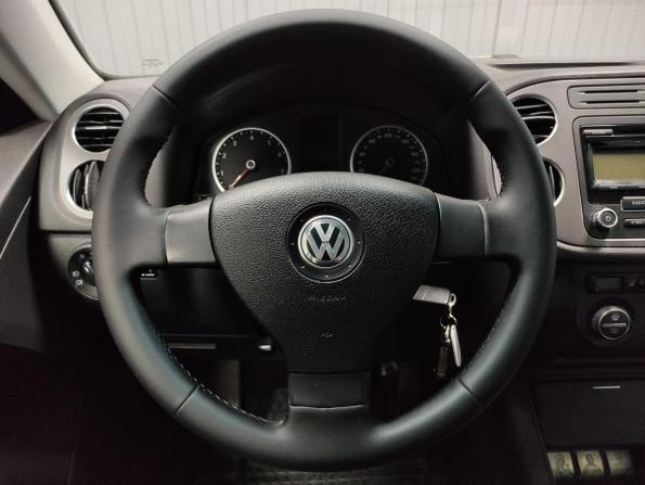 Volkswagen Tiguan I с пробегом 2009 года, цена 1 020 000 рублей, 185000 км, внедорожник, Автокод Объявления
