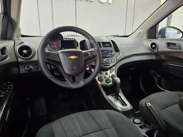 Chevrolet Aveo II с пробегом 2014 года, цена 799 000 рублей, 170000 км, седан, Автокод Объявления