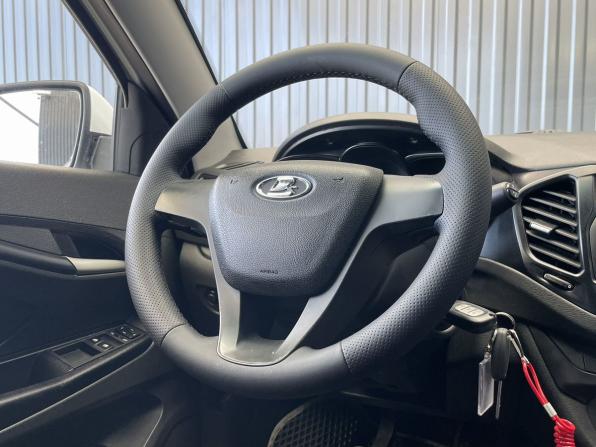 Lada (ВАЗ) Vesta I с пробегом 2017 года, цена 747 000 рублей, 173728 км, седан, Автокод Объявления