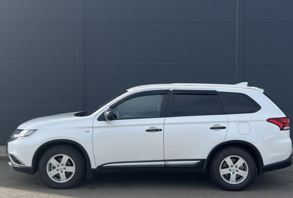 Mitsubishi Outlander III Рестайлинг 2 Красноярск  - изображение 16