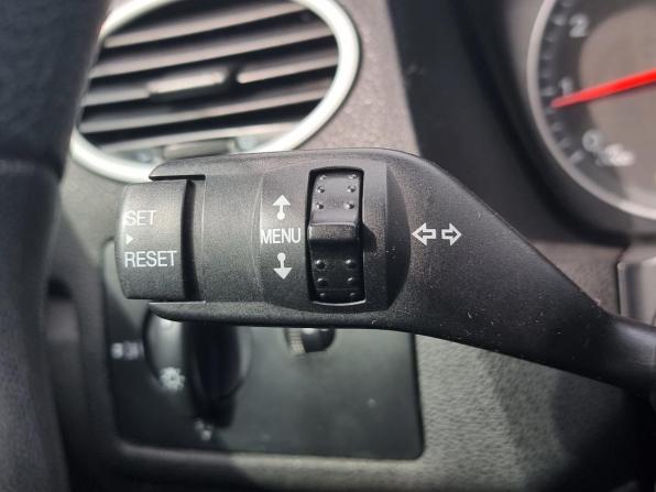 Ford Focus II с пробегом 2007 года, цена 379 000 рублей, 160434 км, хэтчбек, Автокод Объявления