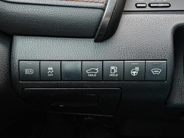 Toyota Camry VIII (XV70) с пробегом 2019 года, цена 2 850 000 рублей, 131171 км, седан, Автокод Объявления