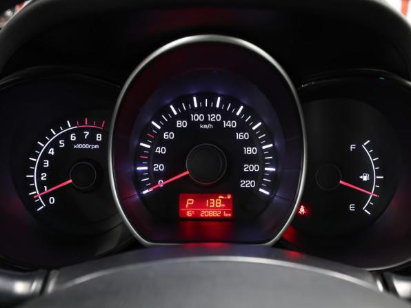 Kia Rio III Рестайлинг с пробегом 2015 года, цена 987 000 рублей, 208000 км, седан, Автокод Объявления