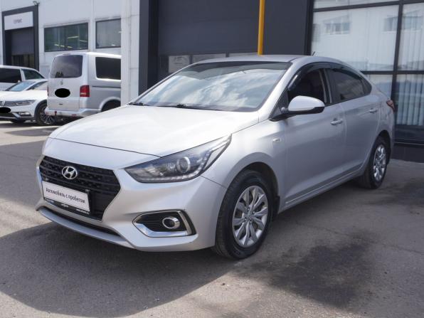 Hyundai Solaris II с пробегом 2017 года, цена 1 263 000 рублей, 122214 км, седан, Автокод Объявления