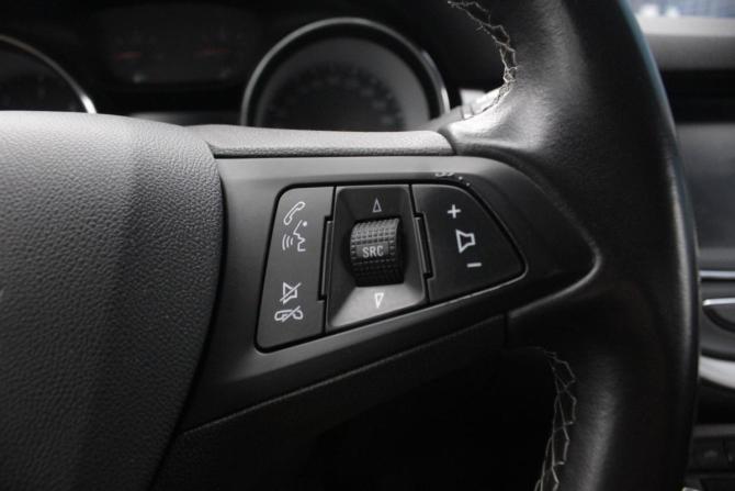 Opel Astra K Рестайлинг с пробегом 2020 года, цена 1 400 000 рублей, 109314 км, универсал, Автокод Объявления