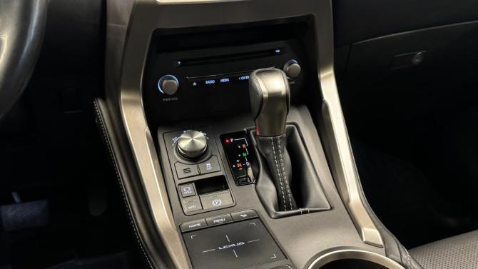 Lexus NX I Рестайлинг с пробегом 2019 года, цена 3 120 000 рублей, 153486 км, внедорожник, Автокод Объявления