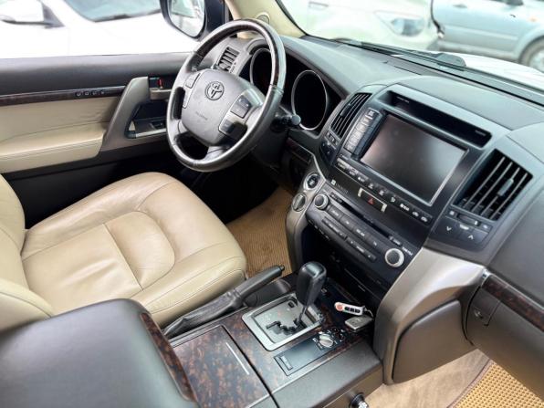Toyota Land Cruiser 200 Series с пробегом 2011 года, цена 2 580 000 рублей, 321650 км, внедорожник, Автокод Объявления