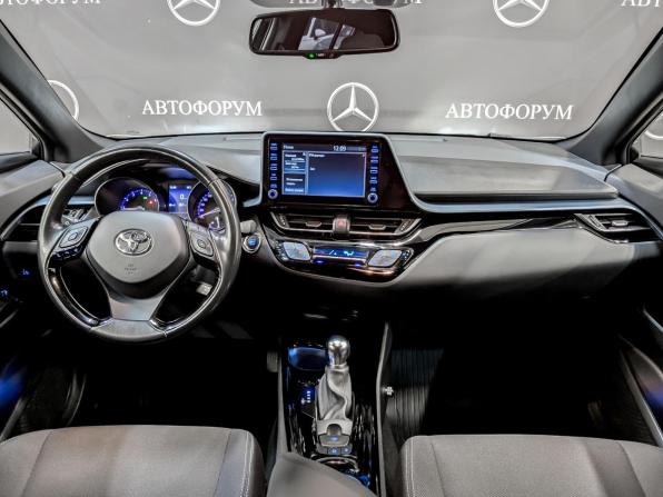 Toyota C-HR I Рестайлинг с пробегом 2021 года, цена 2 750 000 рублей, 53860 км, внедорожник, Автокод Объявления