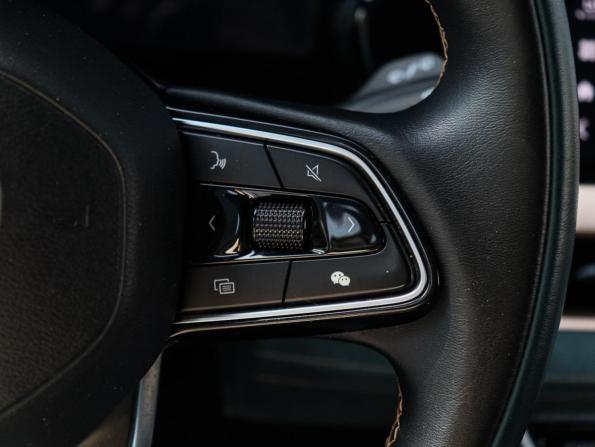 Geely Monjaro I с пробегом 2023 года, цена 2 850 000 рублей, 60252 км, внедорожник, Автокод Объявления
