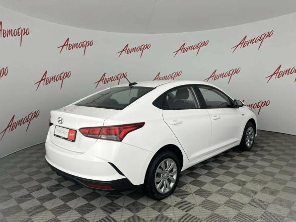 Hyundai Solaris II Рестайлинг с пробегом 2022 года, цена 1 589 000 рублей, 75906 км, седан, Автокод Объявления