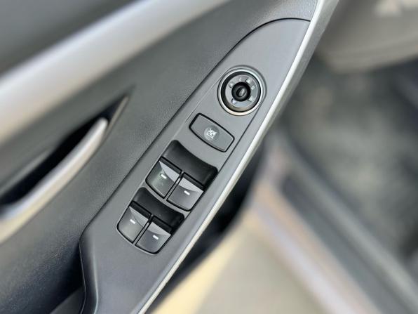 Hyundai i30 II с пробегом 2014 года, цена 1 219 000 рублей, 139059 км, хэтчбек, Автокод Объявления