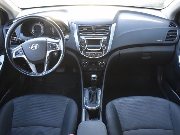 Hyundai Solaris I Рестайлинг с пробегом 2015 года, цена 1 187 000 рублей, 101810 км, хэтчбек, Автокод Объявления
