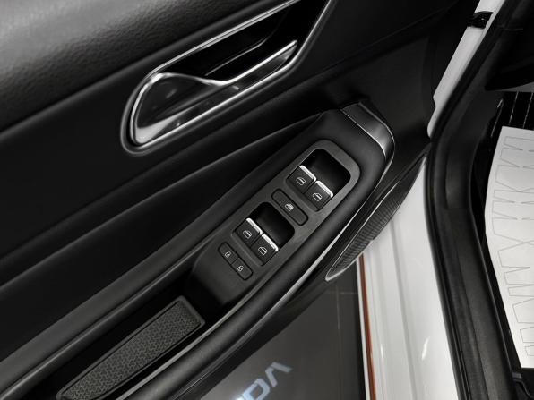 Omoda S5 с пробегом 2023 года, цена 1 495 000 рублей, 35909 км, седан, Автокод Объявления