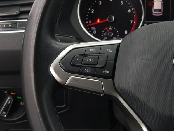 Volkswagen Tiguan II Рестайлинг с пробегом 2021 года, цена 2 600 000 рублей, 67651 км, внедорожник, Автокод Объявления