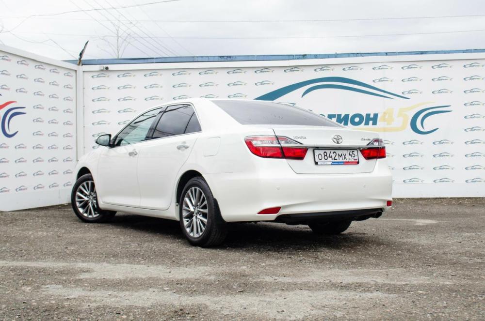 Toyota Camry VII (XV50) Рестайлинг Курган  - изображение 3