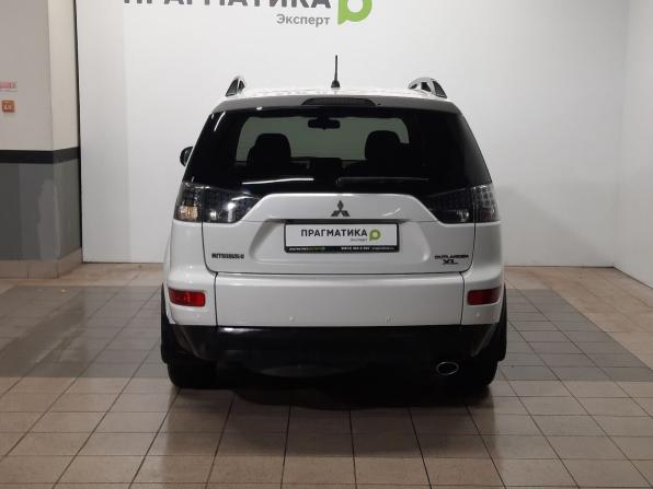 Mitsubishi Outlander II Рестайлинг с пробегом 2010 года, цена 818 000 рублей, 320000 км, внедорожник, Автокод Объявления