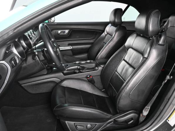 Ford Mustang VI Рестайлинг с пробегом 2021 года, цена 3 179 000 рублей, 82305 км, кабриолет, Автокод Объявления