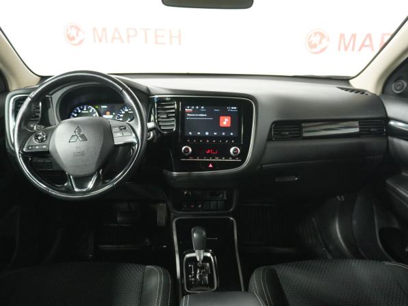 Mitsubishi Outlander III Рестайлинг 3 с пробегом 2021 года, цена 2 499 000 рублей, 119935 км, внедорожник, Автокод Объявления