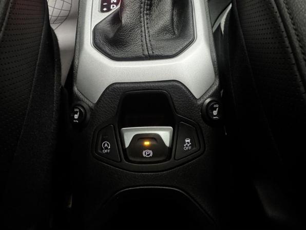 Jeep Renegade I Рестайлинг с пробегом 2020 года, цена 2 060 000 рублей, 33893 км, внедорожник, Автокод Объявления