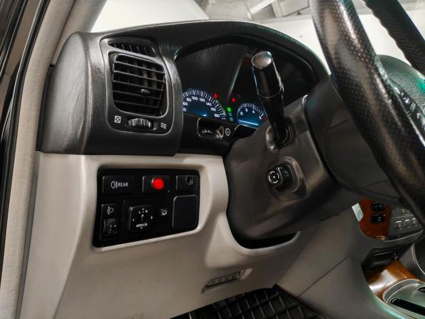 Toyota Land Cruiser 100 Series Рестайлинг 2 с пробегом 2006 года, цена 1 550 000 рублей, 333050 км, внедорожник, Автокод Объявления