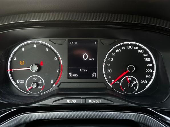 Volkswagen Polo VI с пробегом 2021 года, цена 1 820 000 рублей, 33779 км, лифтбек, Автокод Объявления