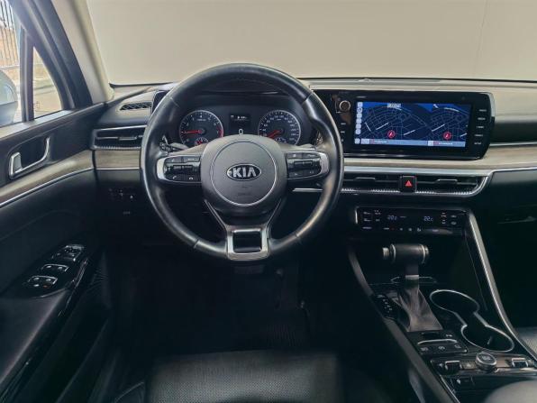 Kia K5 III с пробегом 2020 года, цена 2 630 000 рублей, 81702 км, седан, Автокод Объявления