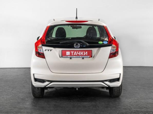 Honda Fit III Рестайлинг с пробегом 2018 года, цена 1 325 000 рублей, 46651 км, хэтчбек, Автокод Объявления