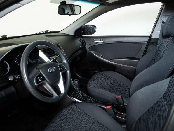 Hyundai Solaris I Рестайлинг с пробегом 2015 года, цена 1 048 000 рублей, 80000 км, хэтчбек, Автокод Объявления