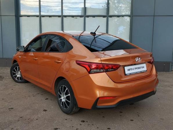 Hyundai Solaris II с пробегом 2019 года, цена 1 350 000 рублей, 108000 км, седан, Автокод Объявления