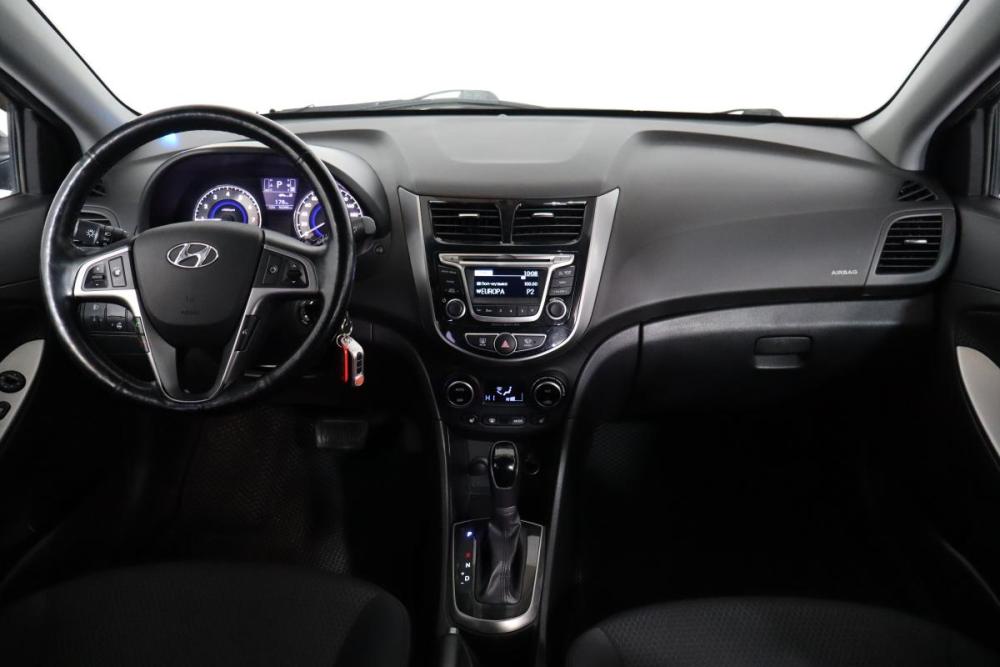Hyundai Solaris I Рестайлинг Санкт-Петербург  - изображение 9