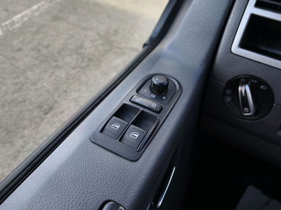 Volkswagen Caravelle T5 Рестайлинг Санкт-Петербург  - изображение 16