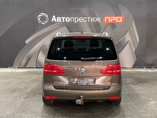 Volkswagen Touran I Рестайлинг 2 с пробегом 2012 года, цена 1 170 000 рублей, 146520 км, компактвэн, Автокод Объявления