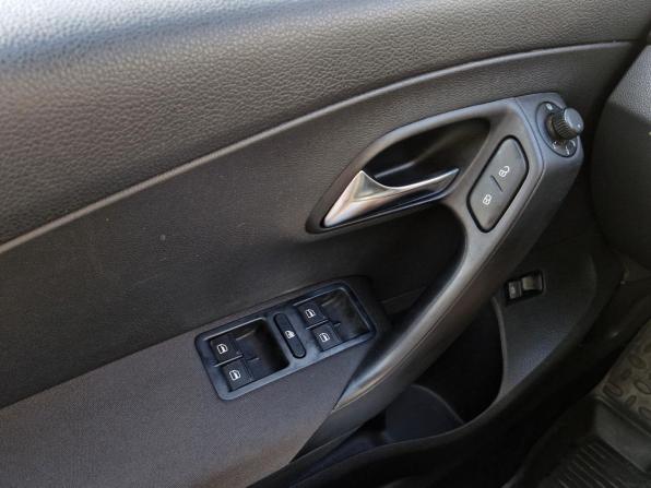 Volkswagen Polo V с пробегом 2012 года, цена 730 000 рублей, 203576 км, седан, Автокод Объявления