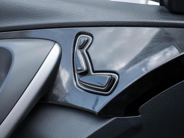Hyundai Grandeur V с пробегом 2013 года, цена 1 143 900 рублей, 215647 км, седан, Автокод Объявления