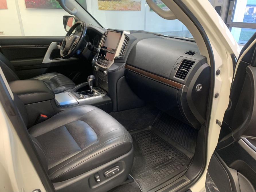 Toyota Land Cruiser 200 Series Рестайлинг 2 Екатеринбург  - изображение 27