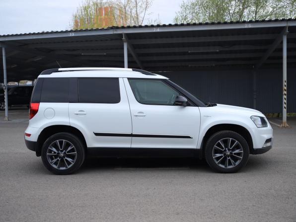 Skoda Yeti I Рестайлинг с пробегом 2017 года, цена 1 270 000 рублей, 182915 км, внедорожник, Автокод Объявления