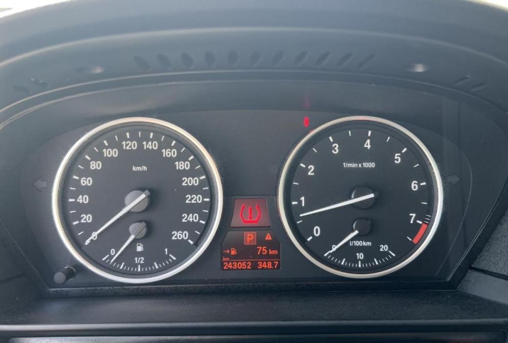 BMW 5 серии V (E60/E61) Красноярск  - изображение 22