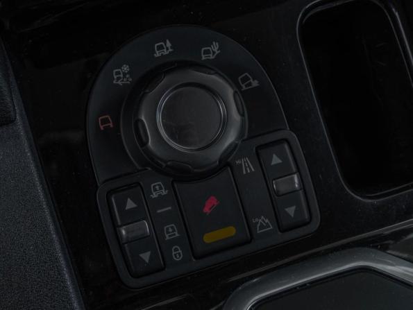 Land Rover Discovery IV с пробегом 2011 года, цена 1 345 000 рублей, 253072 км, внедорожник, Автокод Объявления