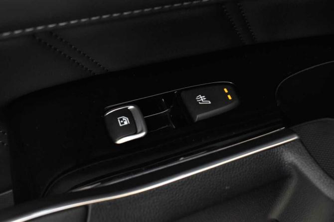 Kia Sorento IV с пробегом 2022 года, цена 3 970 000 рублей, 73671 км, внедорожник, Автокод Объявления