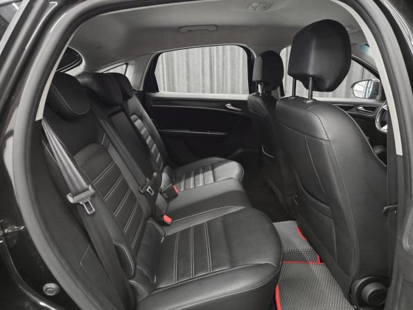 Renault Arkana I с пробегом 2019 года, цена 1 599 000 рублей, 123347 км, внедорожник, Автокод Объявления