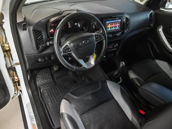 Lada (ВАЗ) XRAY I с пробегом 2018 года, цена 1 179 000 рублей, 128000 км, хэтчбек, Автокод Объявления