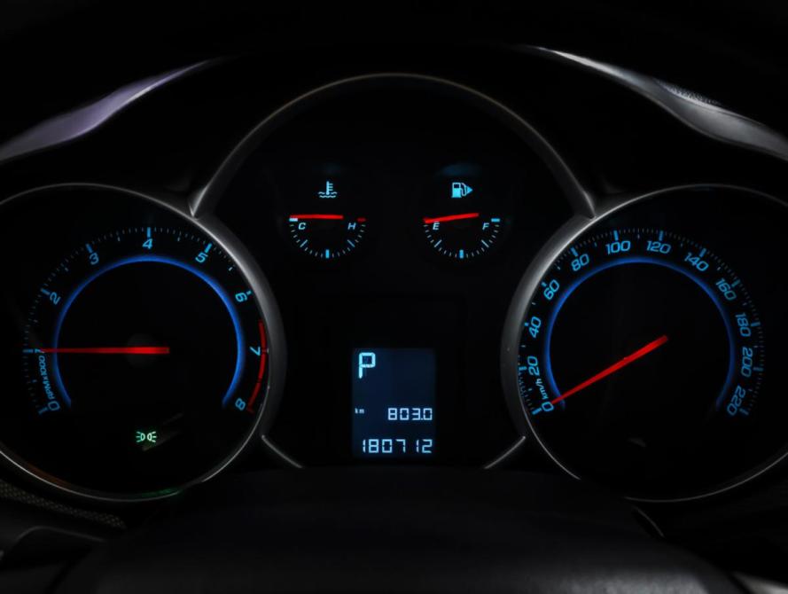 Chevrolet Cruze I Москва  - изображение 15
