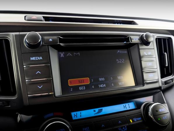 Toyota RAV4 IV (XA40) с пробегом 2013 года, цена 1 990 000 рублей, 137465 км, внедорожник, Автокод Объявления