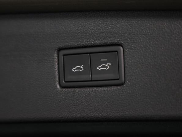 Volkswagen Tiguan II с пробегом 2020 года, цена 2 099 000 рублей, 171830 км, внедорожник, Автокод Объявления