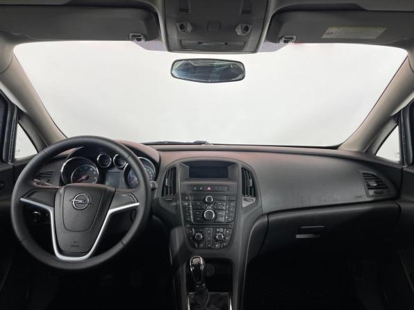 Opel Astra J с пробегом 2011 года, цена 749 000 рублей, 148135 км, хэтчбек, Автокод Объявления